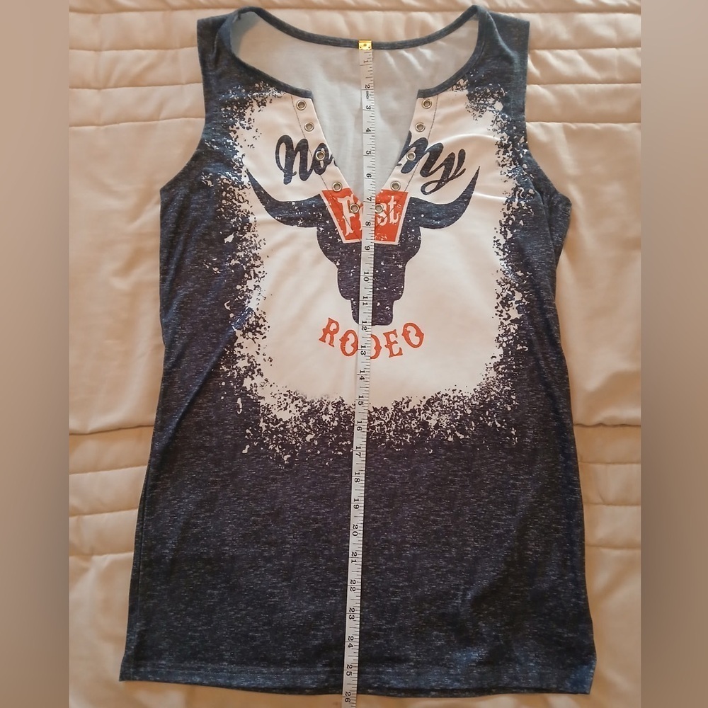 Gray‎ Rodeo Graphic Tank Top - Picture 5 of 8